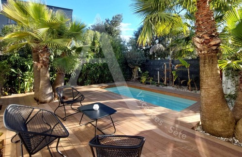 Sete Villa | Villa 3 chambres, 3 salles de bain, climatisation et piscine