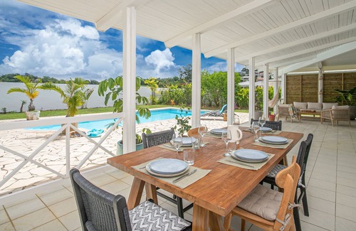 Petit Bourg Villa | Villa 3 Chambres, 7 Personnes, Piscine