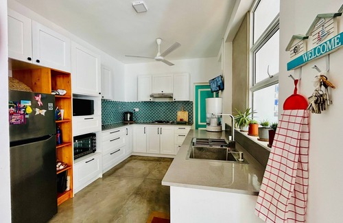 Jambugasmulla House | Villa 316, Beach‑Vibe Urban Villa – a Family Home just 20 Min to Colombo City