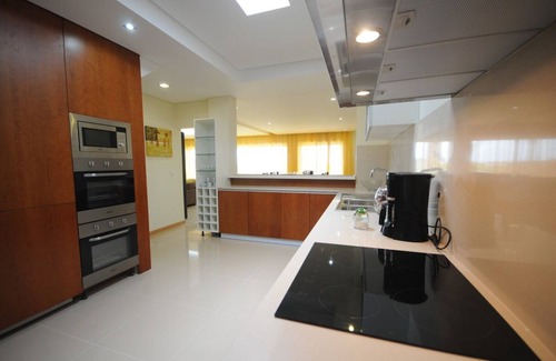 Marinhas Villa | Villa 317 Superb Villa w/Pool and Tennis by Beach