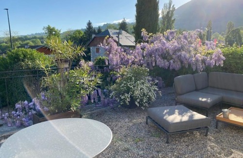 Aix-les-Bains House | VILLA 379 - MOUXY - Gîte