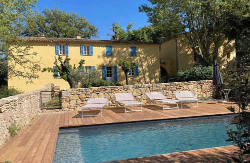 Neoules Villa | Villa 4* Les Mûriers with swimming pool in a vineyard 3 suites 3-7 pers