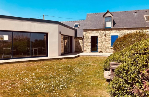 Plouneour-Trez House | Villa 4* -Ty-Vran-Internal swimming pool-50 meters from the beach.