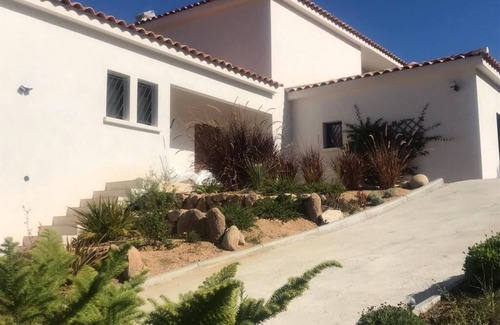 Portigliolo Villa | Villa 5 Bedrooms swimming pool less than 500m from the beach