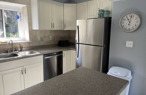 Palmetto Dunes Villa | Villa; 5 minute walk to Palmetto Dunes Beach with a Great Golf Course View!