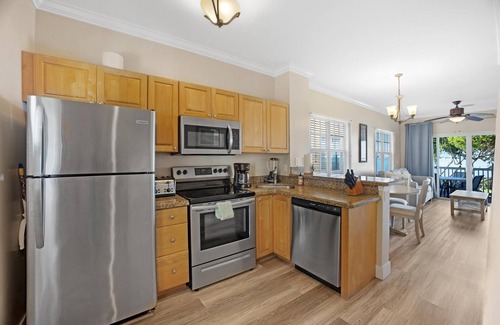 Marathon House | Villa 5023 on Duck Key Boat Slip Available - 2BD 1.5BA