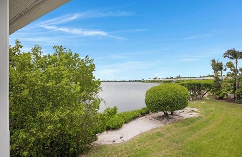 Marathon House | Villa 5103 on Duck Key Boat Slip Available - 2BD 2.5BA