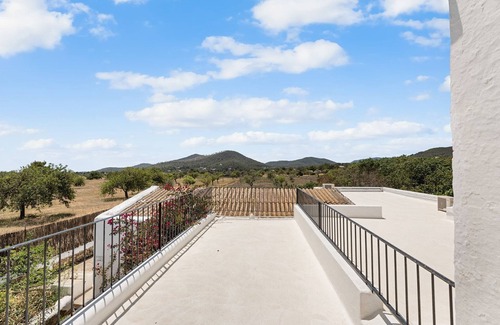 Sant Josep de sa Talaia Villa | Villa 5906. Peaceful option in Ibiza