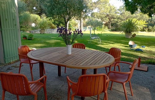Carpentras Villa | Villa 6 pers in a quiet area, large enclosed garden, nice private secured swimming pool 9m/5m