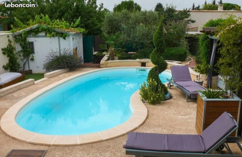 Maubec House | Villa 6 Personnes Avec Piscine Privée Sécurisée