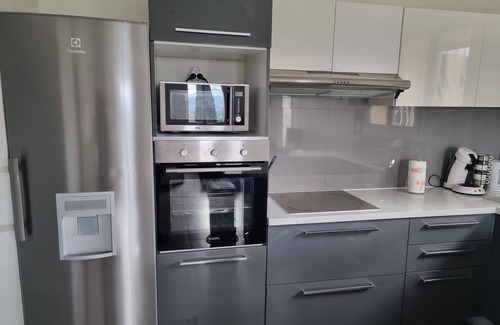 Auriol Villa | Villa 6 Personnes en Provence Avec Jacuzzi