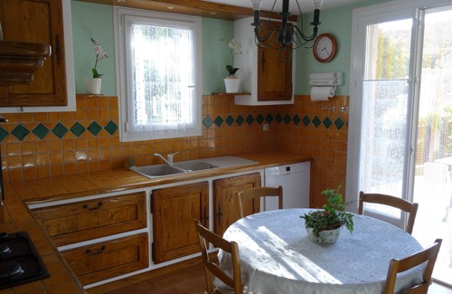 Cabasse House | VILLA 6 PERSONS WITH SWIMMING POOL between Sea and Land