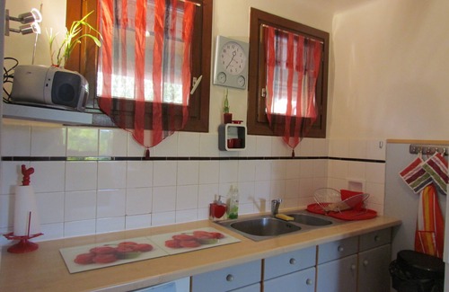 Cannes La Bocca Villa | Villa 600 m from the sea with large terrace on raised closed ground of 1000 m2