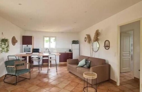 Solenzara Villa | Villa 62m² AU Coeur DES Vignes Face MER Piscine Partagee Chauffee