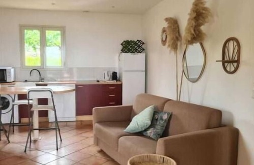 Solenzara Villa | Villa 62m² AU Coeur DES Vignes Face MER Piscine Partagee Chauffee