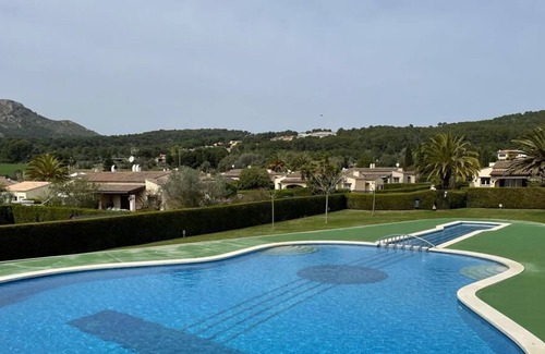 Torroella de Montgri House | Villa 7 Couchages, Avec Jardin, Piscine Commune, Proche de la Plage