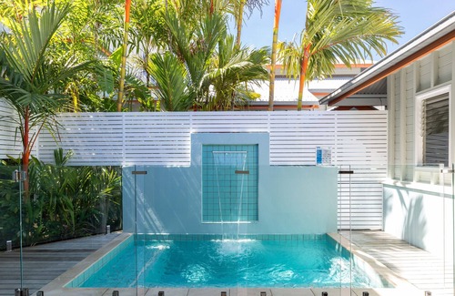 Port Douglas Villa | Villa 7 @ Latitude 16 - 3 Bedroom Villa in Town Centre