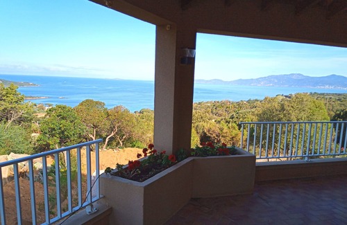 Portigliolo House | Villa 8 p, very quiet, comfortable, breathtaking view of the golf course and the maquis