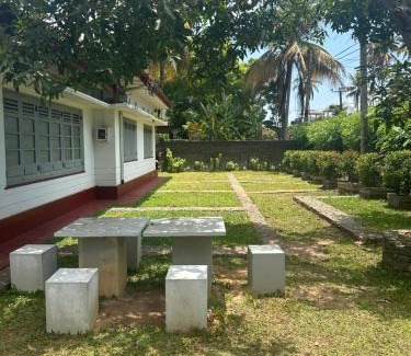 Dickwella House | Villa 95 Hiriketiya