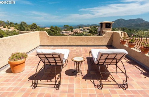 Les Adrets-de-l'Esterel Villa | Villa Avec Piscine et vue mer