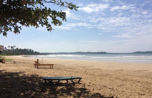 Weligama Villa | Villa Abaya-Weligama With Outdoor Pool for 6 People