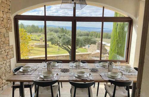 Apt House | Villa Abayers