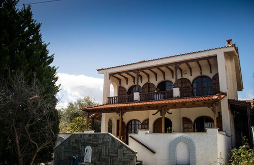 Xylokastro-Evrostina Villa | Villa across the sea