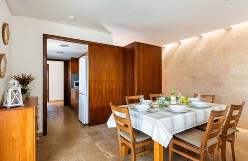 Binibequer Vell Villa | Villa adapted to Wheelchairs.