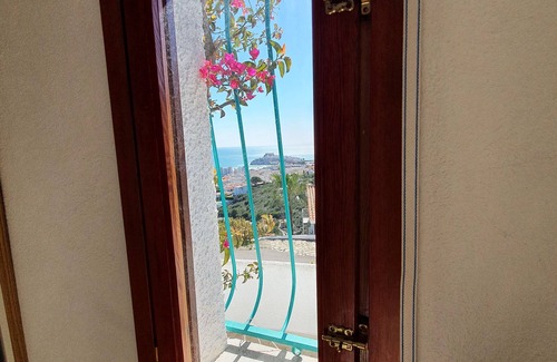 Peniscola Villa | Villa Aguamarina: castle views, private pool & garden