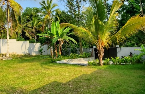 Kathaluwa Villa | Villa Ahurewa - Modern villa with AC and pool in Ahangama