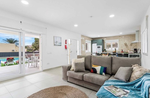 Teulada Villa | Villa Aiko - Three Bedroom Villa, Sleeps 6
