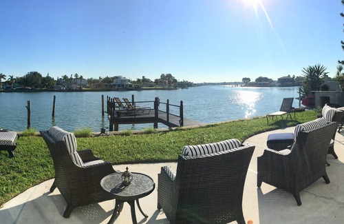 Indian Rocks Beach Villa | ☀️Villa Al Golfo Stunning Pristine Waterfront Oasis 🏖️