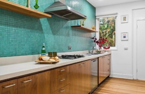 Albert Park Apartment | Villa Alba: 3BR Albert Park Brilliance & Location