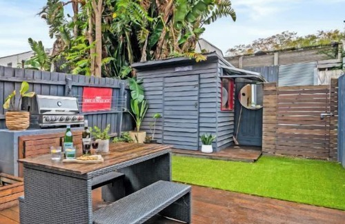 Albert Park Apartment | Villa Alba: 3BR Albert Park Brilliance & Location