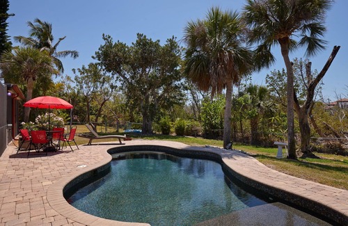 The Dunes House | Villa Albatross- Gorgeous Ground Level Pool Home in the Dunes