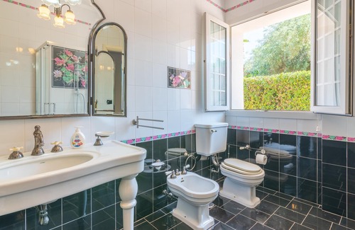 Belvedere Apartment | 'Villa Alexandra' with Sea View, Shared Pool & Wi-Fi