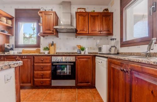 L'Ampolla Villa | Villa Alicia by Interhome