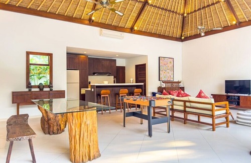Dyanapura Villa | Villa Alore 6BR Pool Villa 7mnt walk to the beach