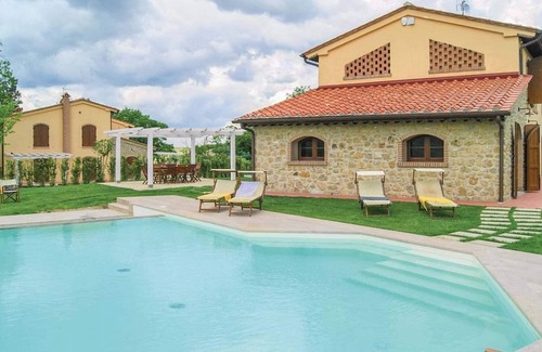Lajatico Villa | Villa Altea, sourranded by Tuscan hills