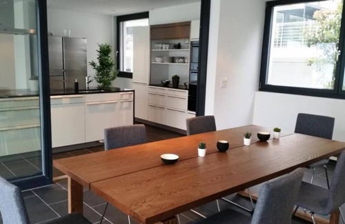 Ruetli House | Villa am See 5/Beach House