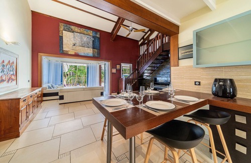 L'Etang-Sale Villa | Villa Ambassador - 5* - For 4 to 20 people, 300m² villa, swimming pool, Jacuzzi.