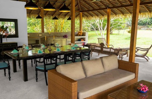 Unawatuna Villa | Villa Amber Llama - Thalpe, Galle