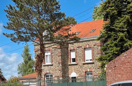 Roisel Bed & Breakfast | Villa Amenaïde - Roisel