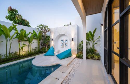 Kelating Villa | Villa Amerta Stynn - Stylish 2BR Tropical Retreat Villa near Kelating Beach