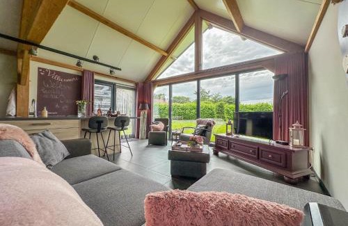 Alphen House | Villa Amore