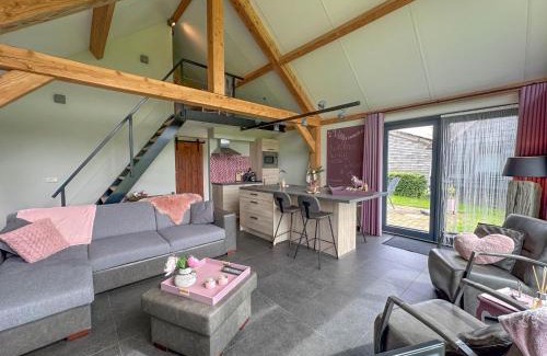 Alphen House | Villa Amore