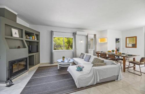 Lagoa e Carvoeiro Villa | Villa Amoreira by Villa Plus