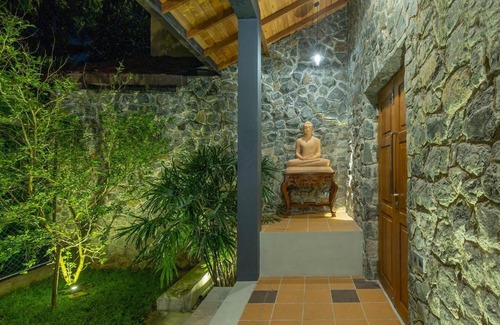 Hikkaduwa Villa | Villa Ananta - 2 Bedrooms With Pool