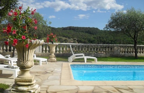 Cabasse Villa | Villa and private heated pool until October 18
