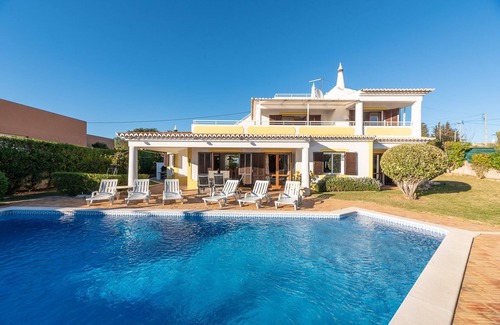 Cerro de Aguia Villa | Villa Andrea Cerro De Aguia - just 500m from local restaurants